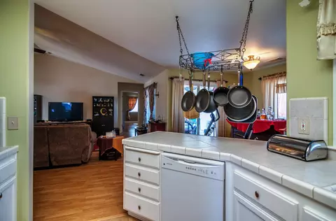 2930 Shadow Brook Ln, Redding, CA 96001 photo 7