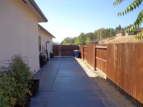 3589 Foothill Blvd, Redding, CA 96001 photo 25