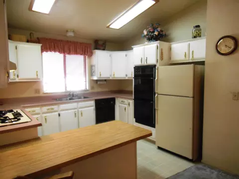 4520 Underwood Dr, Redding, CA 96003 photo 20