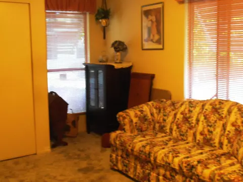 4520 Underwood Dr, Redding, CA 96003 photo 6