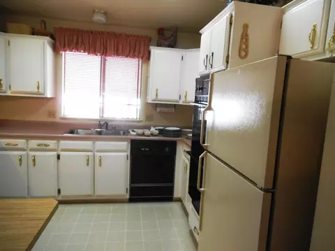 4520 Underwood Dr, Redding, CA 96003 photo 12