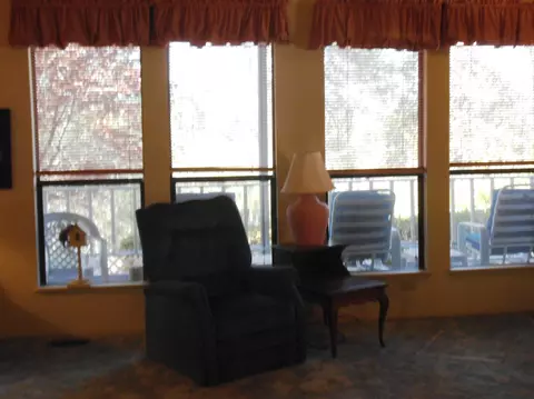4520 Underwood Dr, Redding, CA 96003 photo 3