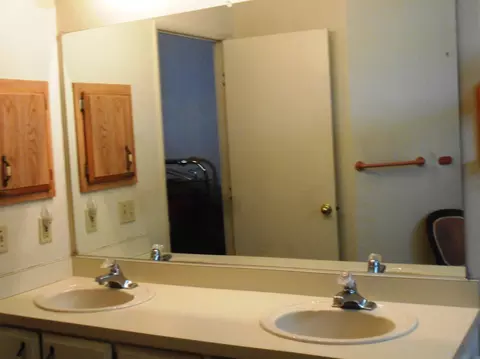 4520 Underwood Dr, Redding, CA 96003 photo 8