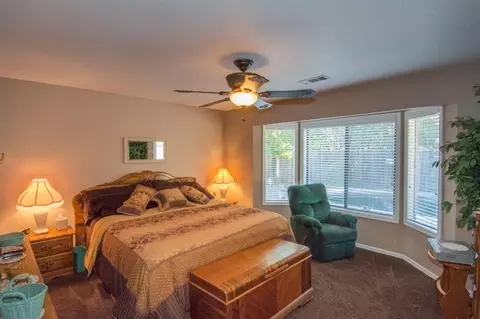 2049 Tiburon Dr, Redding, CA 96003 photo 7