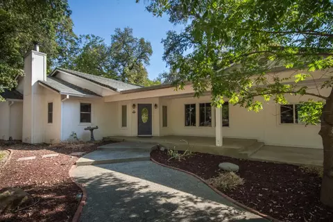 20209 Karp Ln, Redding, CA 96003 photo 1
