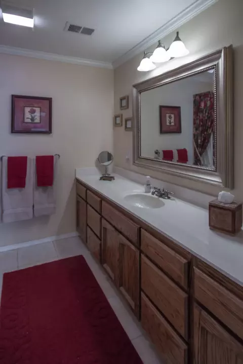 20209 Karp Ln, Redding, CA 96003 photo 11