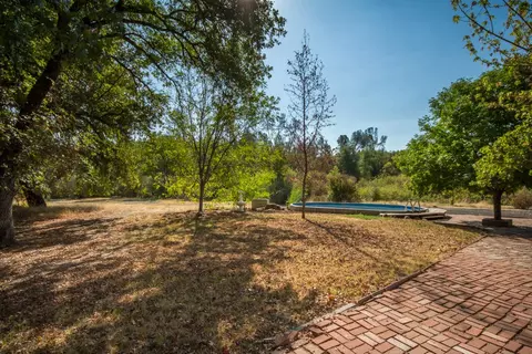 20209 Karp Ln, Redding, CA 96003 photo 17
