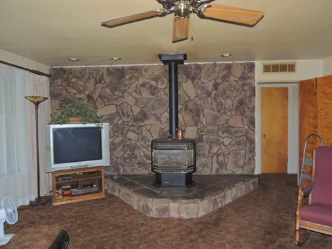 37093 Park Ave, Burney, CA 96013 photo 3