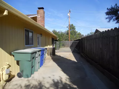 2960 Hawn Ave, Redding, CA 96002 photo 6