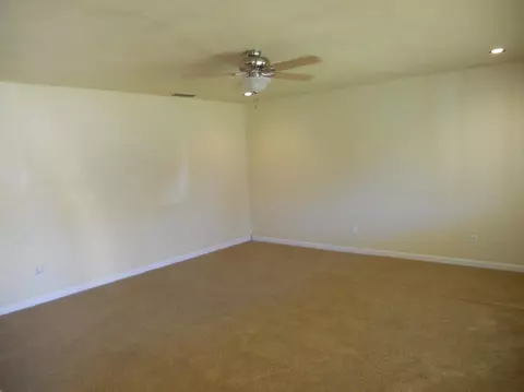2960 Hawn Ave, Redding, CA 96002 photo 12