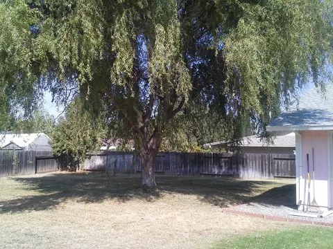 5894 Farm House Ln, Redding, CA 96001 photo 9
