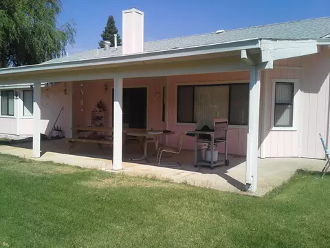 5894 Farm House Ln, Redding, CA 96001 photo 2