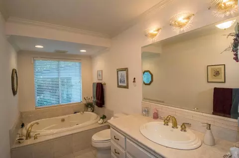 3245 Panorama Dr, Redding, CA 96003 photo 22