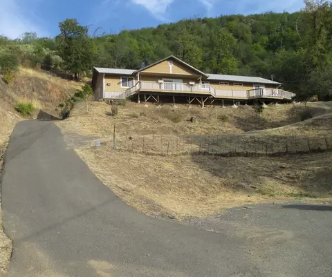 22179 Ravine Ct, Redding, CA 96003 photo 1