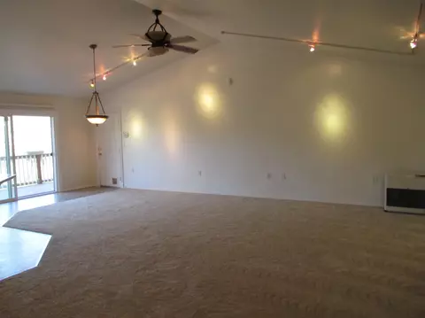 22179 Ravine Ct, Redding, CA 96003 photo 3
