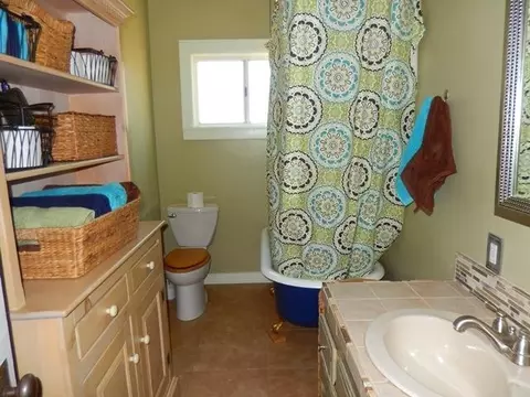 2264 Shasta St, Redding, CA 96001 photo 17