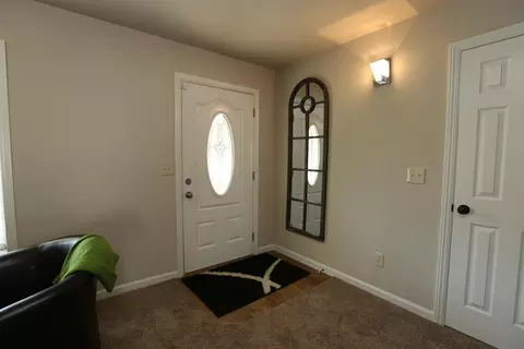 4521 Cedars Rd, Redding, CA 96001 photo 2