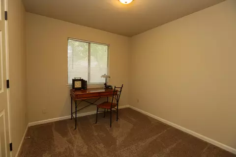 4521 Cedars Rd, Redding, CA 96001 photo 9