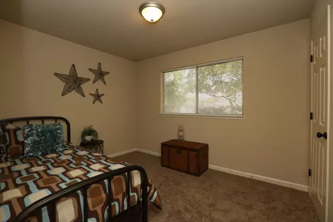 4521 Cedars Rd, Redding, CA 96001 photo 8