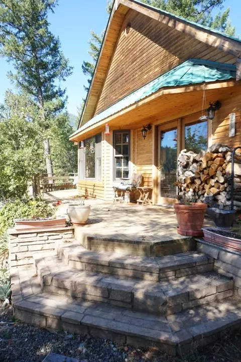 185 First Left Rd, Weaverville, CA 96093 photo 4