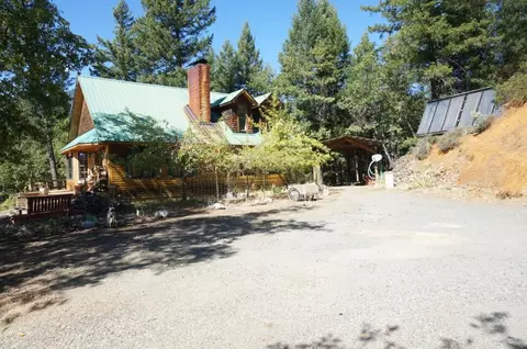 185 First Left Rd, Weaverville, CA 96093 photo 3