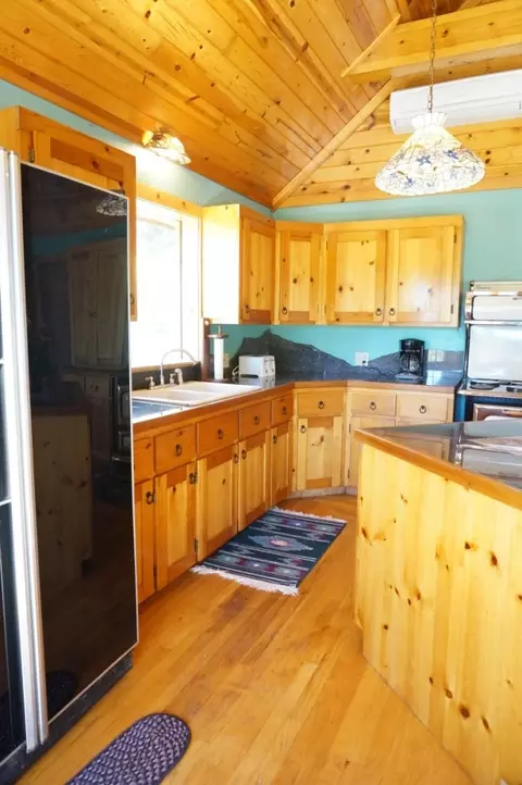 185 First Left Rd, Weaverville, CA 96093 photo 7