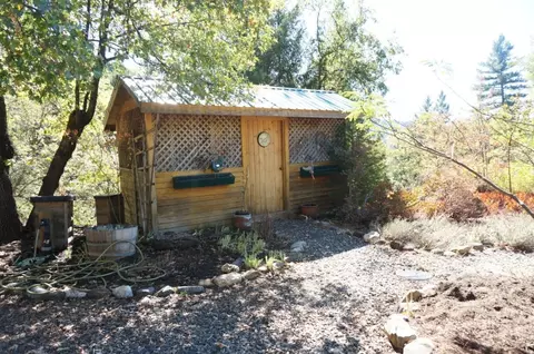 185 First Left Rd, Weaverville, CA 96093 photo 2