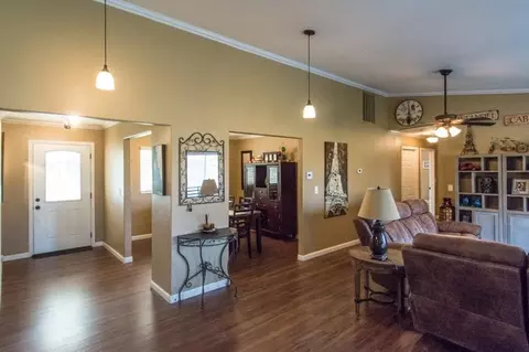 15 Krueger Ct, Red Bluff, CA 96080 photo 2