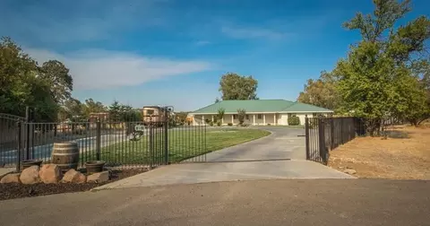 15 Krueger Ct, Red Bluff, CA 96080 photo 4