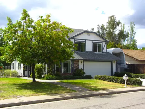 2651 Amethyst Way, Redding, CA 96003 photo 2