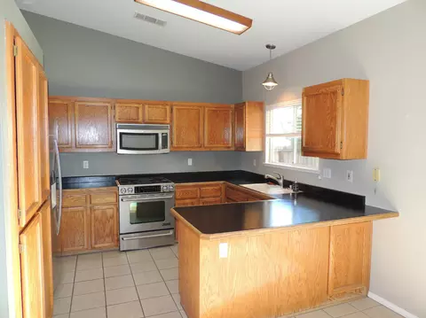 1909 Trumpet Dr, Redding, CA 96003 photo 5
