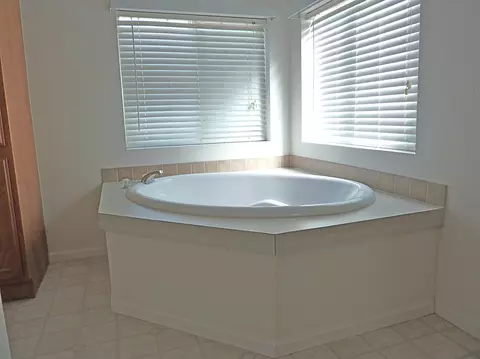1090 Ona Ln, Redding, CA 96003 photo 6