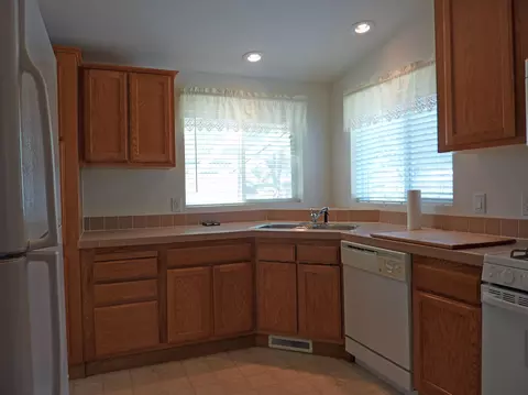 1090 Ona Ln, Redding, CA 96003 photo 10