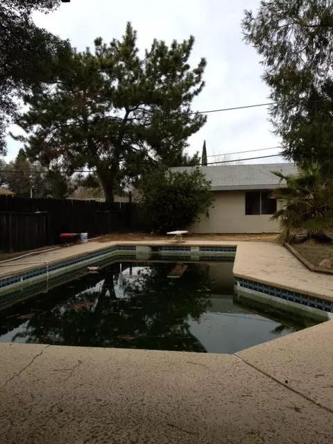 1070 Lorraine Dr, Redding, CA 96002 photo 6