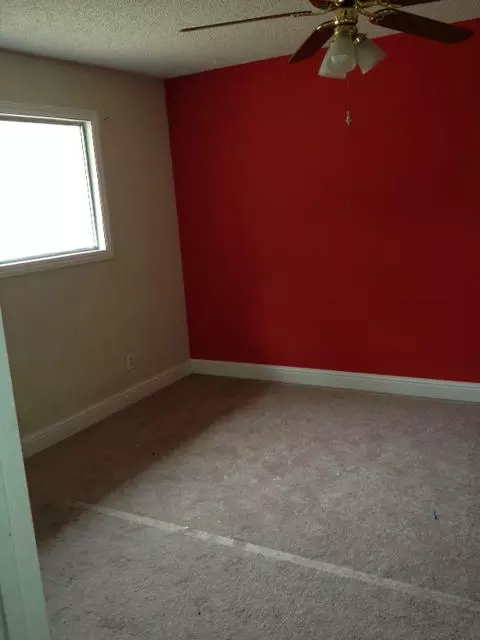 1070 Lorraine Dr, Redding, CA 96002 photo 5