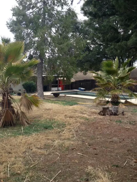 1070 Lorraine Dr, Redding, CA 96002 photo 2