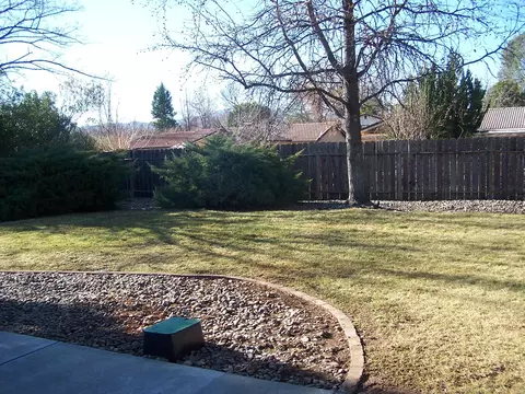 2580 Amethyst Way, Redding, CA 96003 photo 11
