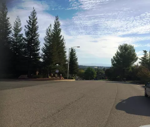 3430 Sunset Dr, Redding, CA 96001 photo 38