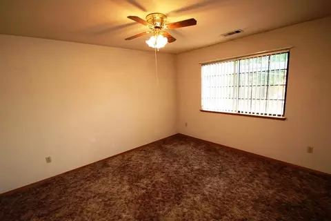 2287 Harlan Dr, Redding, CA 96003 photo 6
