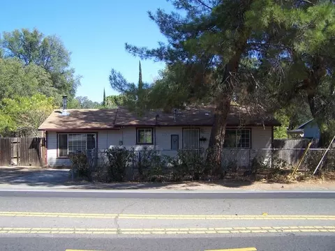 2731 Victor Ave, Redding, CA 96002 photo 1