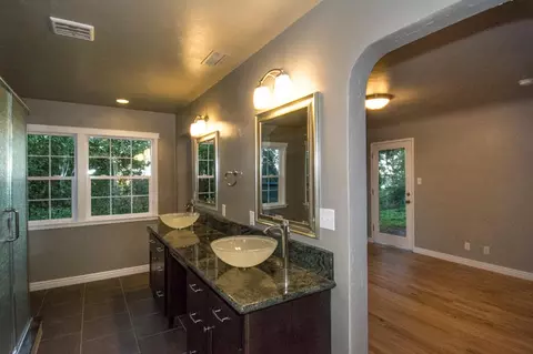 2375 Cliff Dr, Redding, CA 96001 photo 25