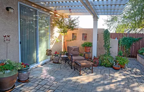 577 Grants, Redding, CA 96003 photo 8