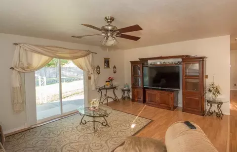 137 Justin Way, Redding, CA 96003 photo 4