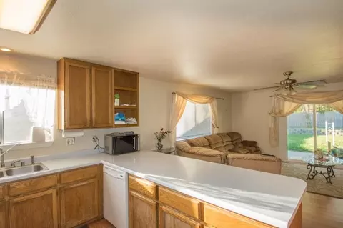 137 Justin Way, Redding, CA 96003 photo 7