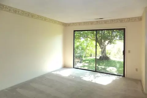1355 Denton Way, Redding, CA 96002 photo 3