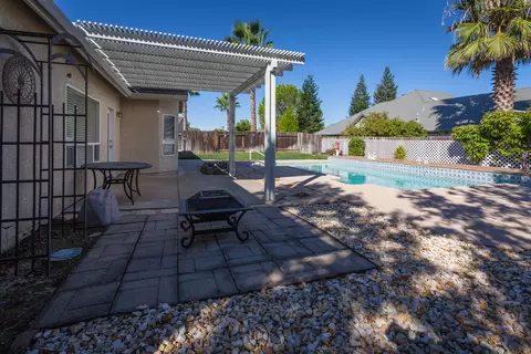 5776 Diamond Ridge Dr, Redding, CA 96003 photo 14