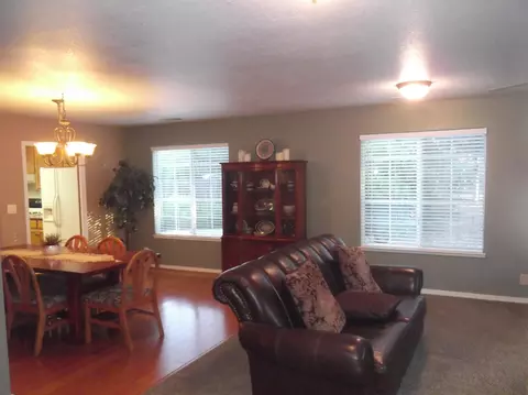 12837 Old Oregon Trl, Redding, CA 96003 photo 11