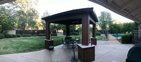 12837 Old Oregon Trl, Redding, CA 96003 photo 5