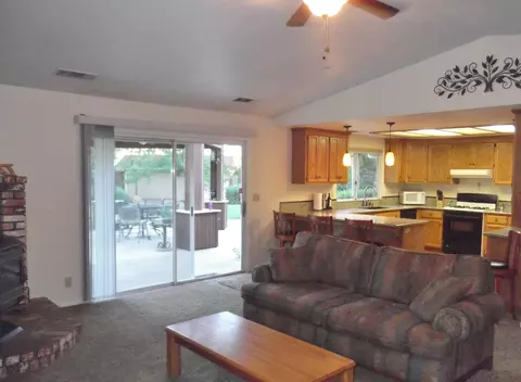 12837 Old Oregon Trl, Redding, CA 96003 photo 14