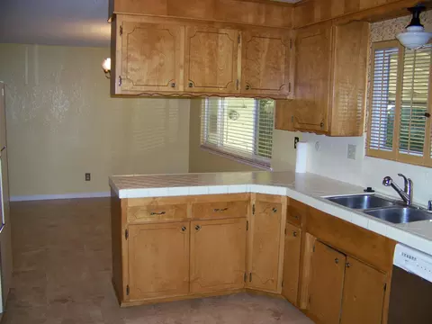 529 Estate St, Redding, CA 96002 photo 14